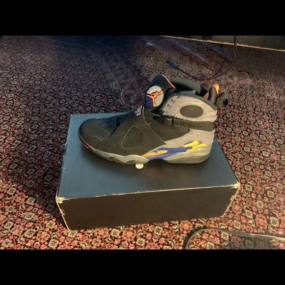 Jordan 8 Retro Phoenix Suns Edition - Picture 4 of 7